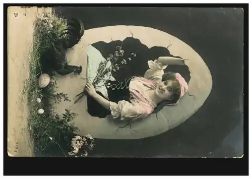 Ostern-AK Lächelnde Frau im Osterei Huhn Ostereier, DÜSSELDORF 21.1.1911
