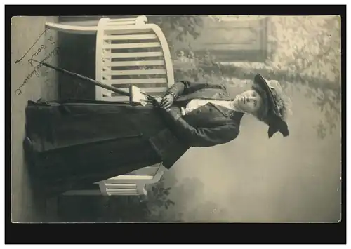 Mode AK femme avec bâton et sac, BRUXELLES 4.4.1909 selon Erkelenz