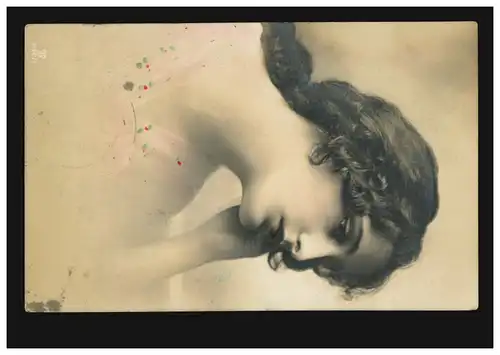 Mode-AK Femme réfléchie, légèrement colorée, ESSEN (RUHR) 24.4.1912