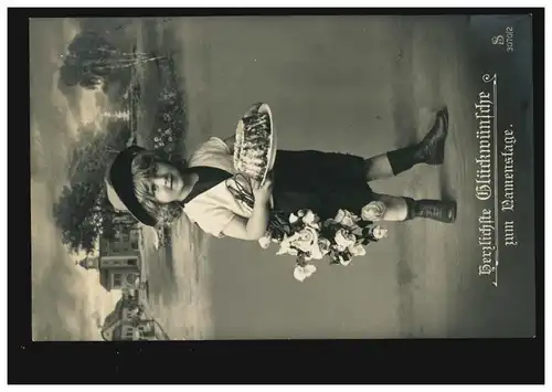 Carte de vue photo Jour de nom garçon avec des gâteaux Roses, avec K.B. BAHNPOST 15.9.1912