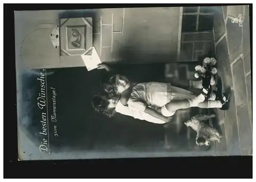 Foto-Ansichtskarte Namenstag Kinder stecken Brief in Briefkasten REGENSBURG 1914