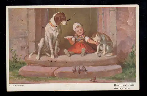 Tiere-AK Hendschel: Beim Frühstück - Mädchen füttert Hund Katz Vögel PLAUEN 1920