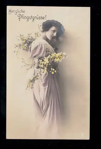 AK Pentecôte: femme en robe rose avec fleurs, ESSEN WEST 4 d - 11.6.1916