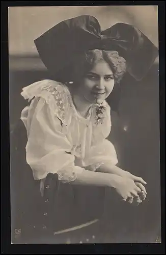 Trachten-AK Frau weiße Bluse große Kopfbedeckung, STRASSBURG (ELS.) 12.8.1907