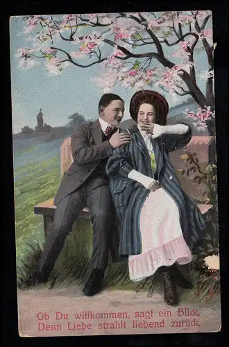 Amour-AK Couple d'amour souriant à la banque au printemps, VIENNE 12.9.1912