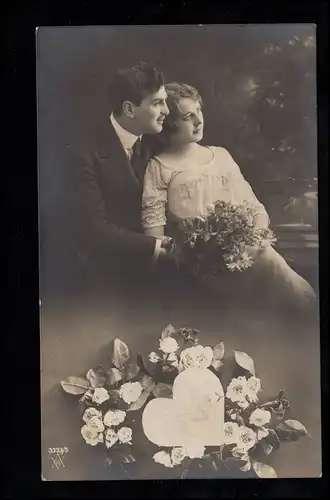 AK Amour Réunion sensuelle avec bouquet de fleurs, lac de Berlin-Blanche