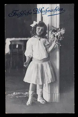 Foto-AK Weihnachten: Mädchen mit Blumenstrauß, DIRINGHAUSEN 24.12.1915 