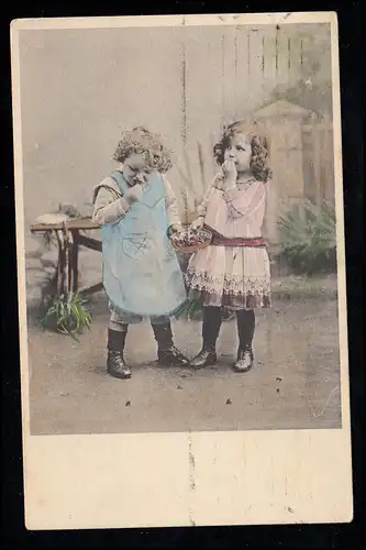 Enfants-AK Deux filles à la fraise, LInz 15.5.1911