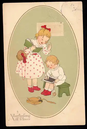 Kinder-AK Aller Anfang ist schwer - Junge beim Schreiben erlernen, 1915