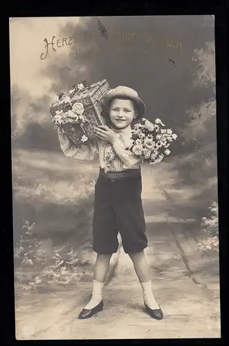 AK Félicitations anniversaire: garçon avec boîte sur le bras, EMDEN 4.12.1911