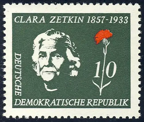 592 Clara Zetkin **.
