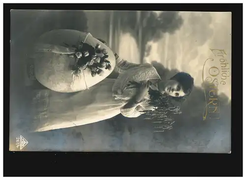 AK Frauen: Frau mit Birkenzweig und Osterei, Fröhliche Ostern, Hof 27.03.1918