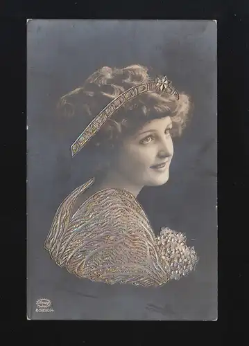 Junge Frau Diadem im lockigen Haar, Gold Silber Kleid, Charlottenburg 3.2.1914