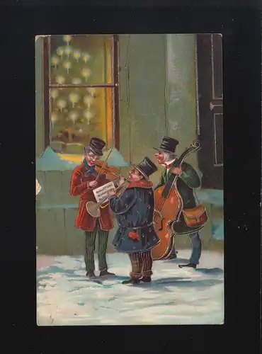 Hommes Trio musicien devant les fenêtres avec sapin de Noël dans la neige, Neersen 1.1.1915