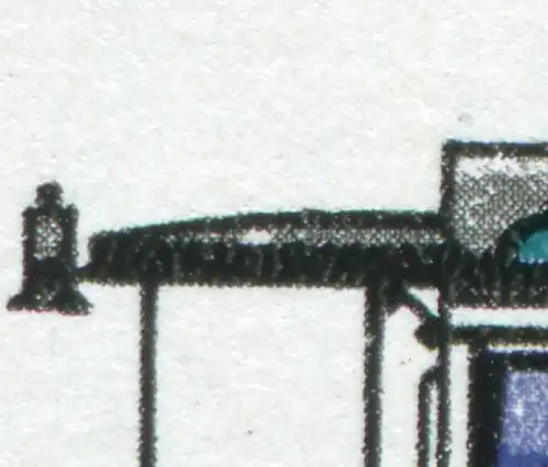 3015 Straßenbahnen 10 Pf: weißer Fleck links oben im Dach, Feld 12, **