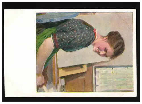 AK Frauen: Frau lächelnd in Tracht, sitzend, ungebraucht