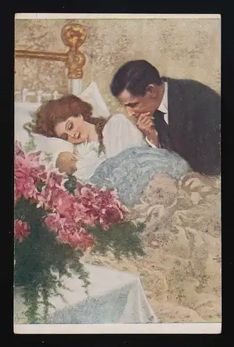 Vater betrachtet liebevoll Mutter und Neugeborenes im Wochenbett, Wien um 1914