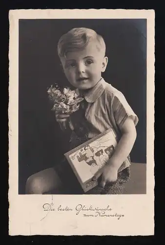 Photo AK blonde jeune saucisse, pantalon court + chemise jour de nom Augsbourg 20.3.1935
