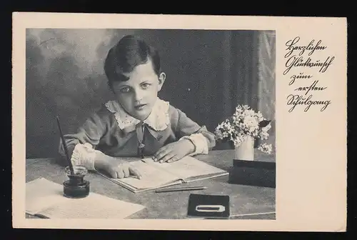 Amag Foto AK 40516, Junge Schreibtisch übt lesen 1. Schulgang Chemnitz 31.8.1941