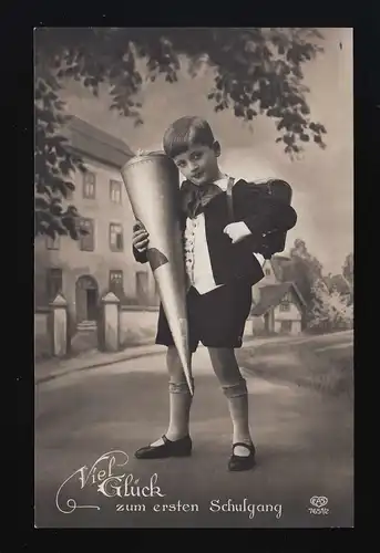 Photo AK EAS 7651/2 Costume de garçon, gilet, mouche, sac scolaire, marqué