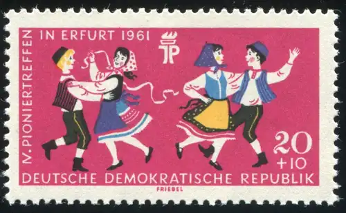 828 Rencontre des pionniers 20 Pf avec PLF point jaune supplémentaire dans la jupe, **