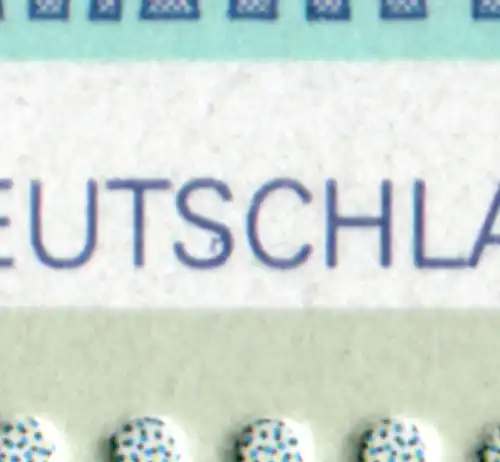 Block 38 SDW mit PLF Strich im S von DEUTSCHLAND in Klappkarte ESSt Berlin 1997