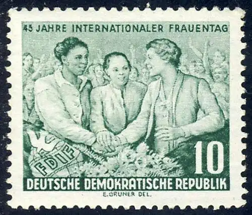 450 Internationaler Frauentag 10 Pf **