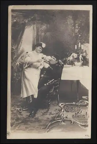 AK Endlich allein! Soldat stößt mit der Liebsten an BERLIN/ STRASSBURG 23.5.06