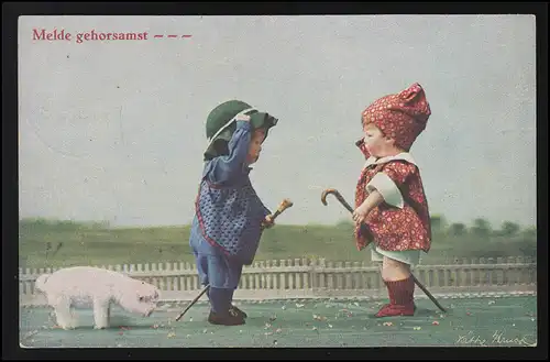 AK Kinder Puppen KÄTHE KRUSE Hund "Melde gehorsamst" - MÜLFORT 10.6.1917