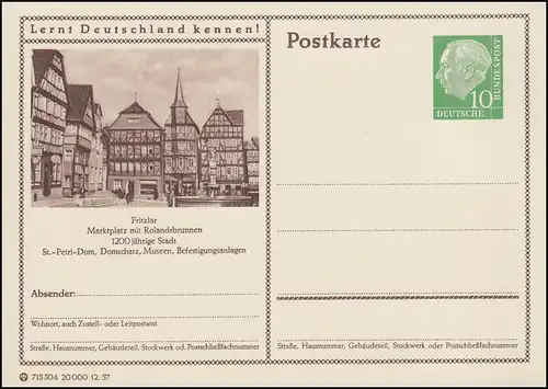 P024-301 Fritzlar, place du marché avec la fontaine de Rolands **