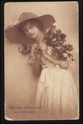 Félicitations anniversaire jeune femme avec chapeau robe d'été Roses BAD REHBURG 2.3.25