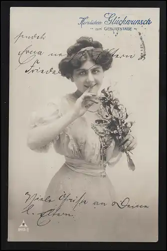 Félicitations AK anniversaire jeune femme souriant petit arbuste BERLIN 3.11.09