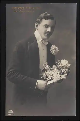 Glückwunsch AK feiner Herr Frack und Fliege, Blumen Präsent, BÜNDE 9.4.1913