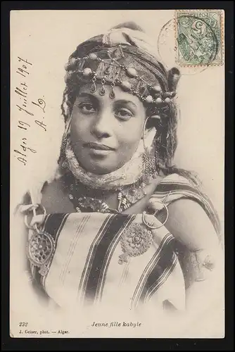 Tissu de la veste ALGER / Algérie Kabylin Castelnau-Montratier/FONTANES