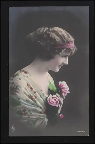 Frauen AK Band Locken Profil Portät Rosen, Reservelazarett STETTIN 29.1.1915