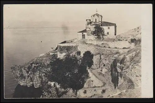 Poste de champ Impérial Deutsche Feldpost 230 - 25.3.18 AK Balkan Eglise sur la falaise