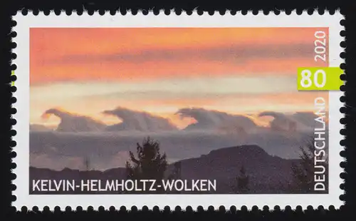 3527 Événements célestes: Têtes de kelvin-Helmholtz, collées par voie humide, fraîches par la poste **