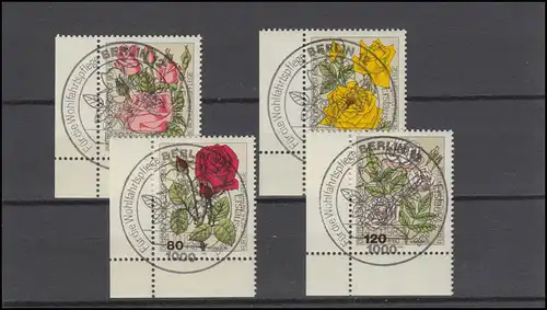 680-683 Wofa Roses de jardin 1982: coins en bas à gauche, ensemble avec ESSt BERLIN