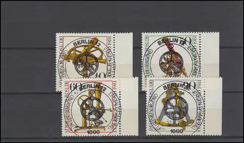 641-644 Jeunesse Instruments optiques / Astronomie 1981: ensemble avec ESSt BERLIN