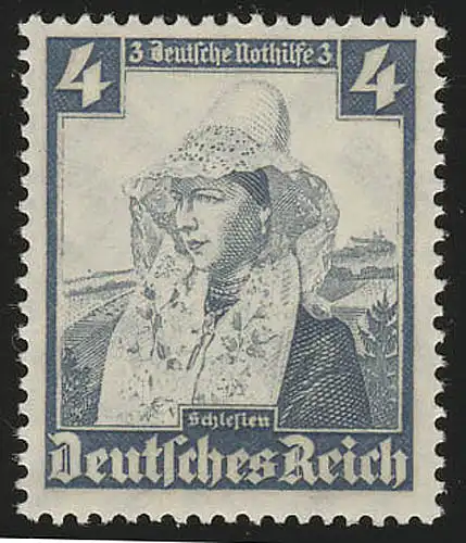 589 Nothilfe Volkstrachten Oberschlesien 4 Pf **