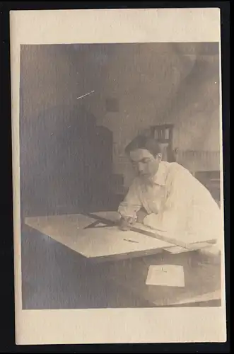 Foto-AK Technischer Zeichner bei der Arbeit, AACHEN 5.7.1912 nach Solingen 