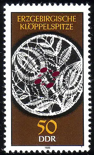3219 Erzgebirgische Klöppelspitze 50 Pf O