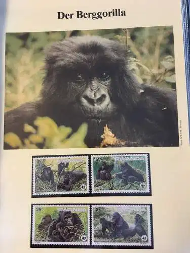 WWF Motiv Bedrohte Tiere, 2 Ringbinder mit über 200 Seiten, ** - Brief - MK