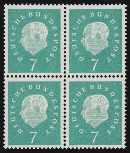 302 Heuss III 7 Pf Viererblock ** postfrisch