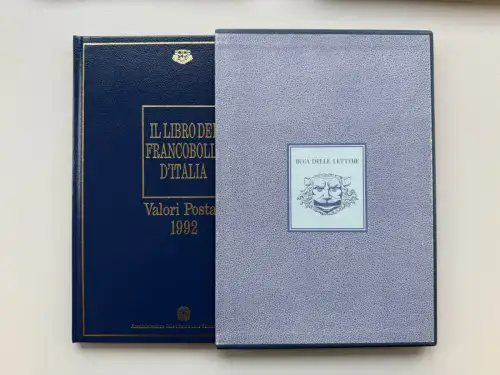 Italien amtliches Jahrbuch 1992 mit Marken in Klemmtaschen, postfrisch ** / MNH