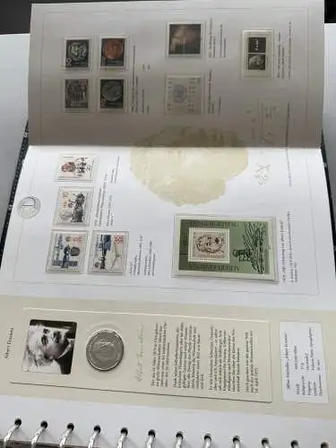 Die Grossen Deutschen - Abo-Sammlung der Post mit Silber-Medaillen im Ringbinder