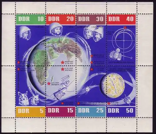 926-933 Weltraumflug-KB allseitig durchgezähnt, blauer Farbstrich oben **
