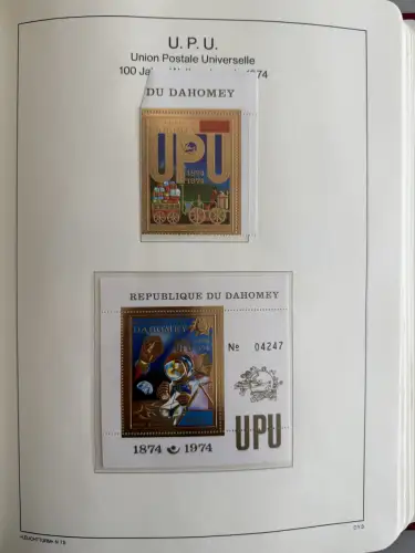 100 Jahre Weltpostverein UPU - zwei Bände, ca. 180 Seiten, mit Briefmarken **