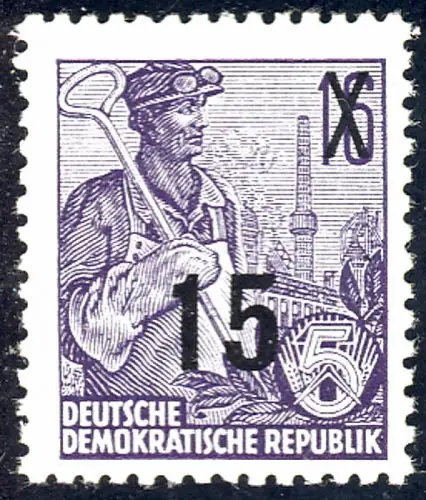 438 Fünfjahrplan 15 auf 16 Pf, postfrisch **