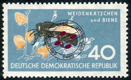 692 Naturschutz Honigbiene 40 Pf, gestempelt O